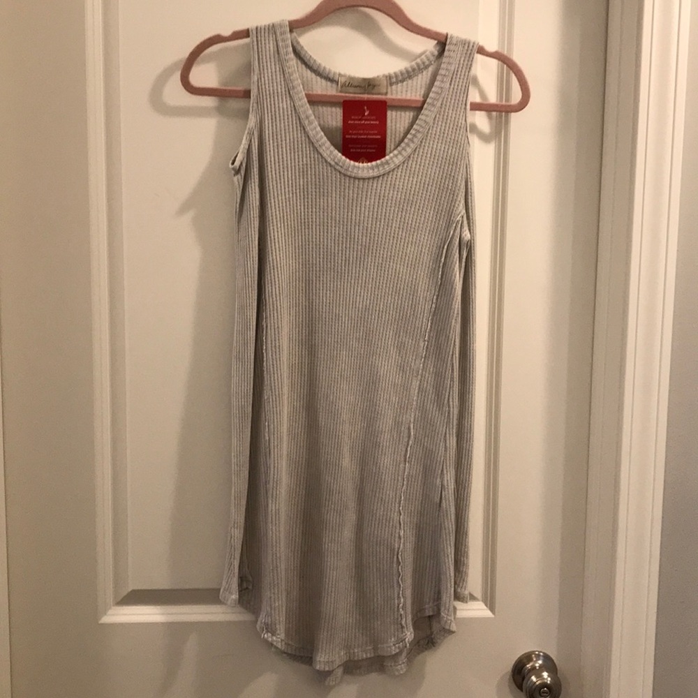 Allison Joy Ella Cold Shoulder Top - Light Grey